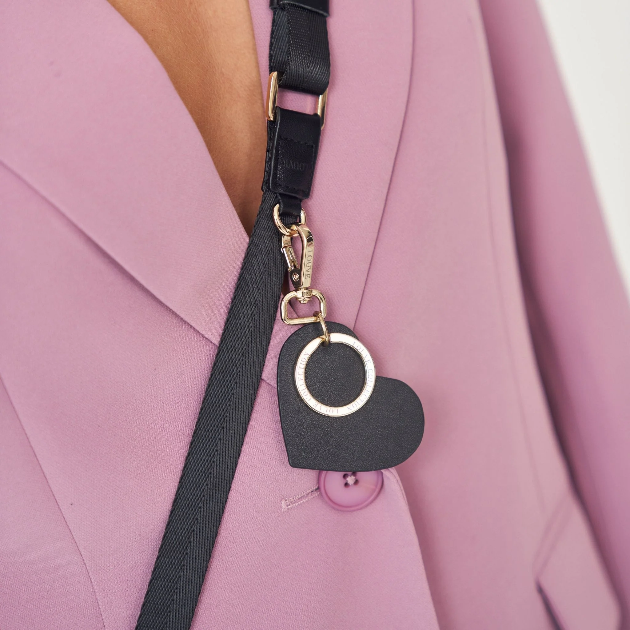 Black Phone Case + Black Vera Lanyard - Image 9