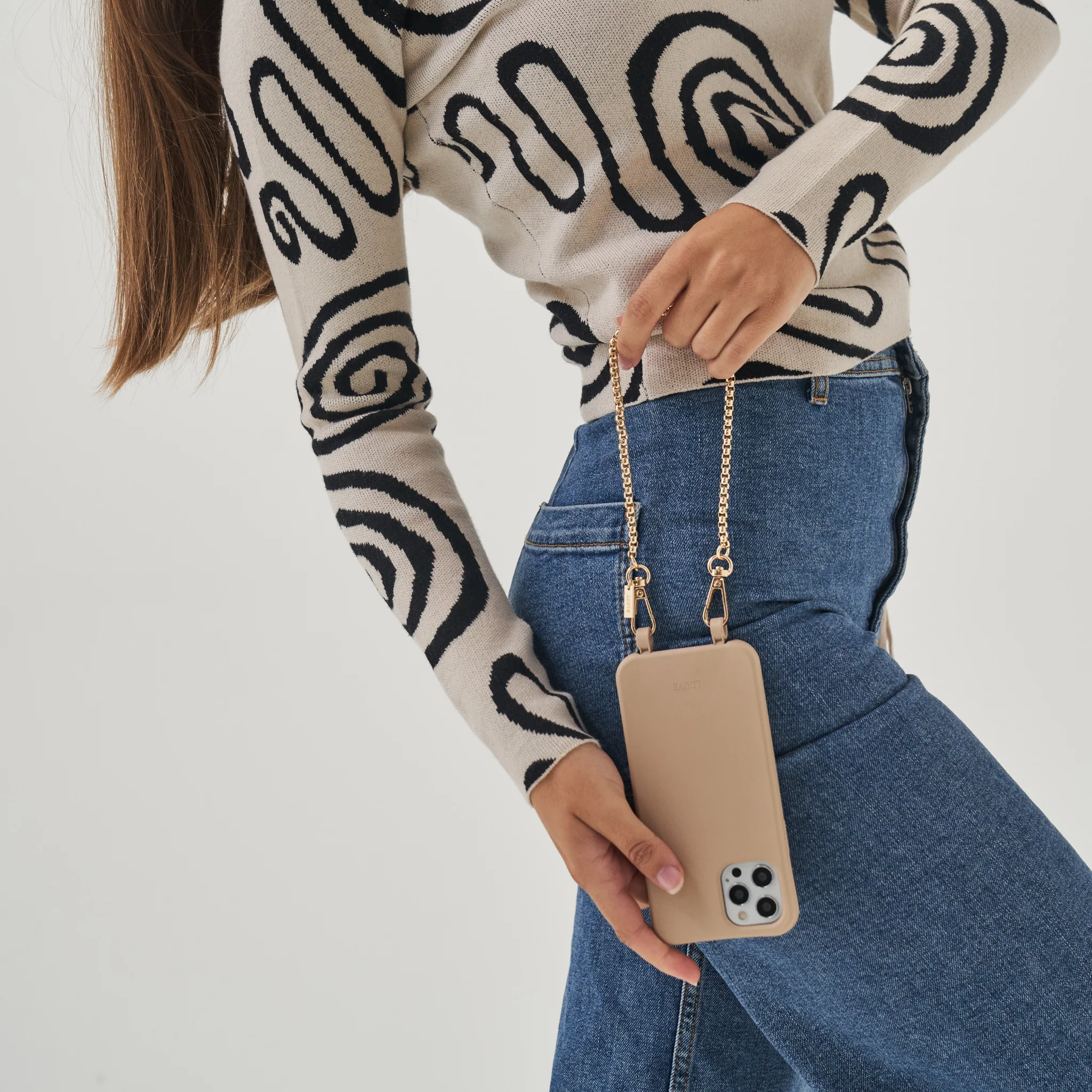 Beige Phone Case + Gaia Gold-Plated Wristlet - Image 15