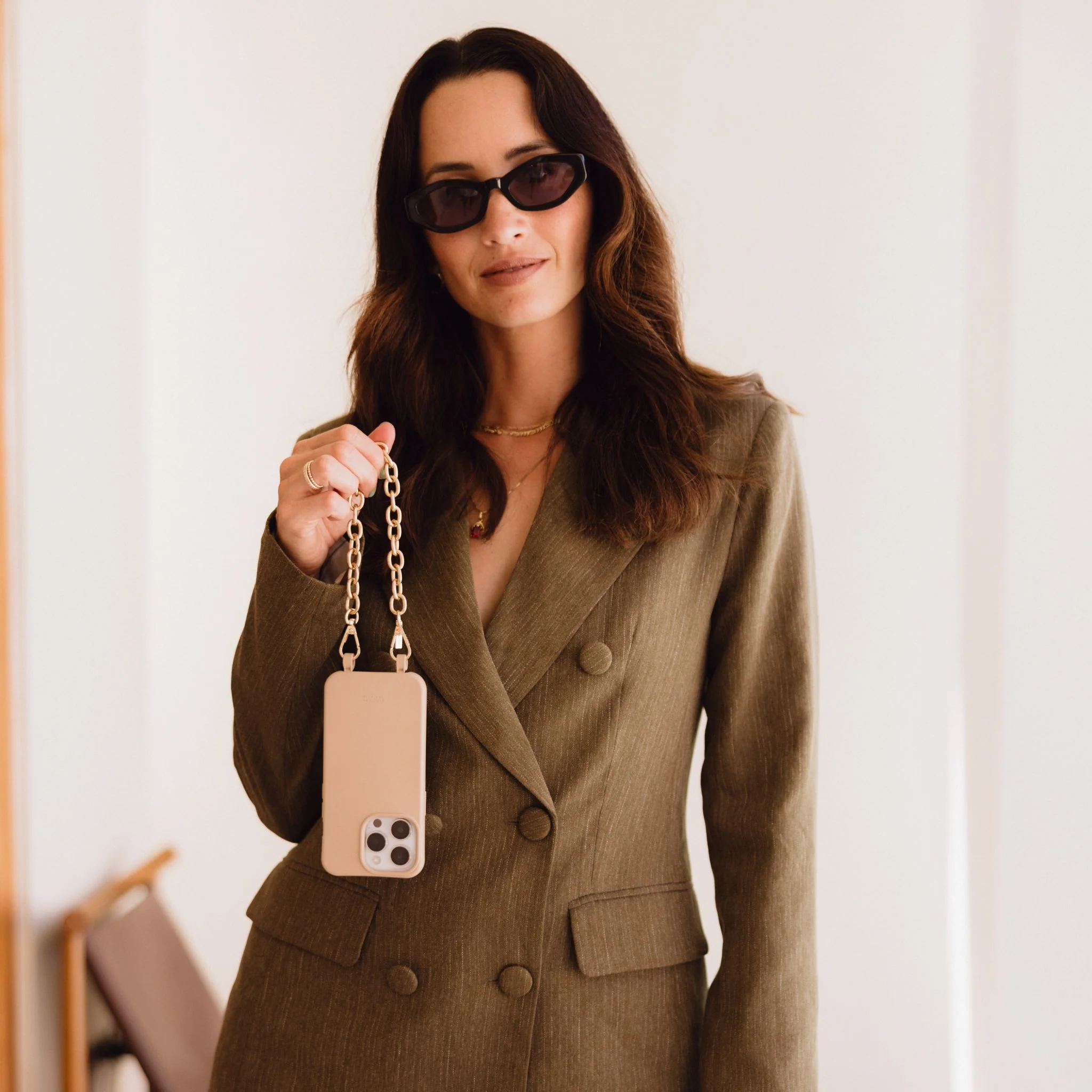 Beige Phone Case + Kate Gold-Plated Wristlet - Image 8