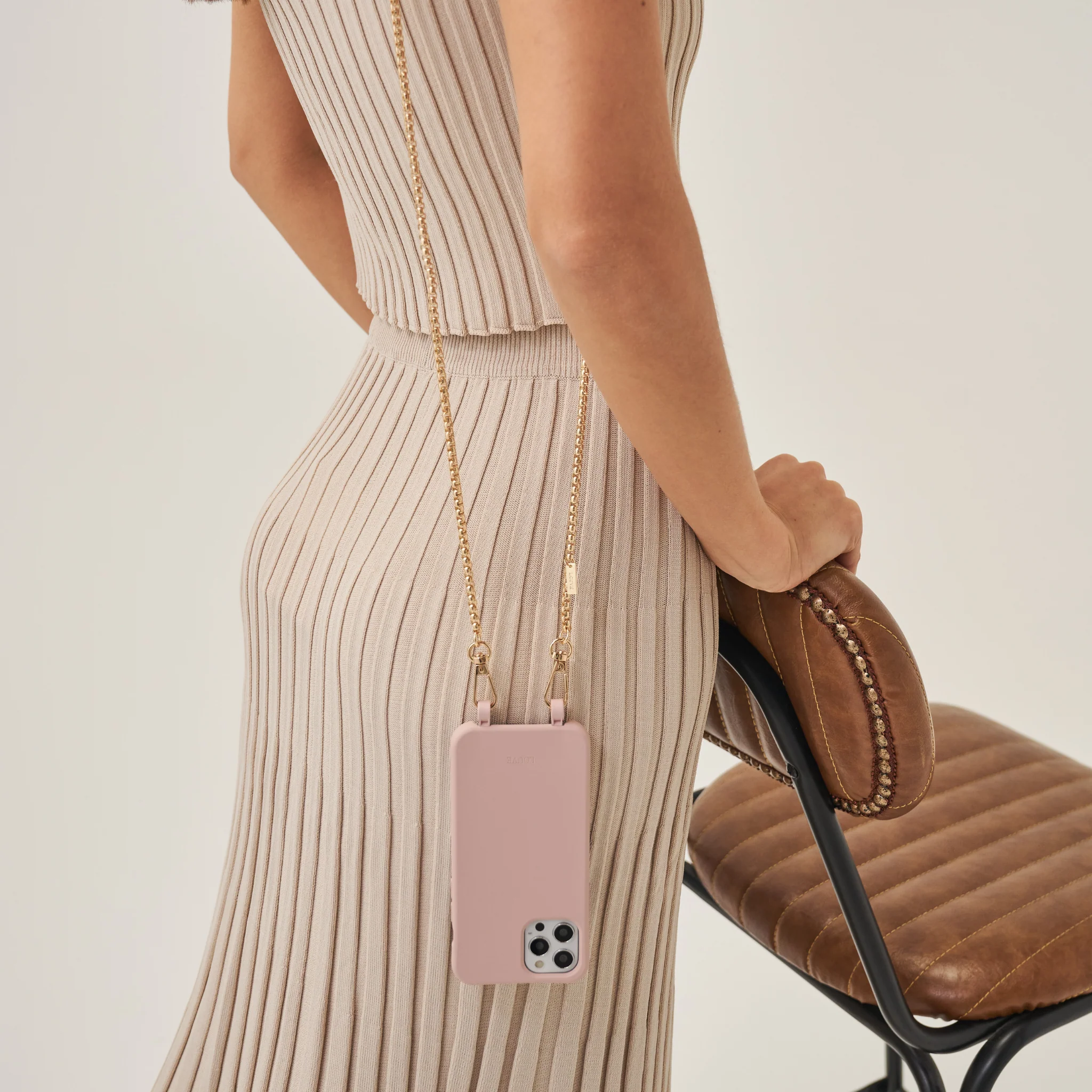 Dusty Pink Phone Case + Gaia Gold-Plated Chain - Image 4