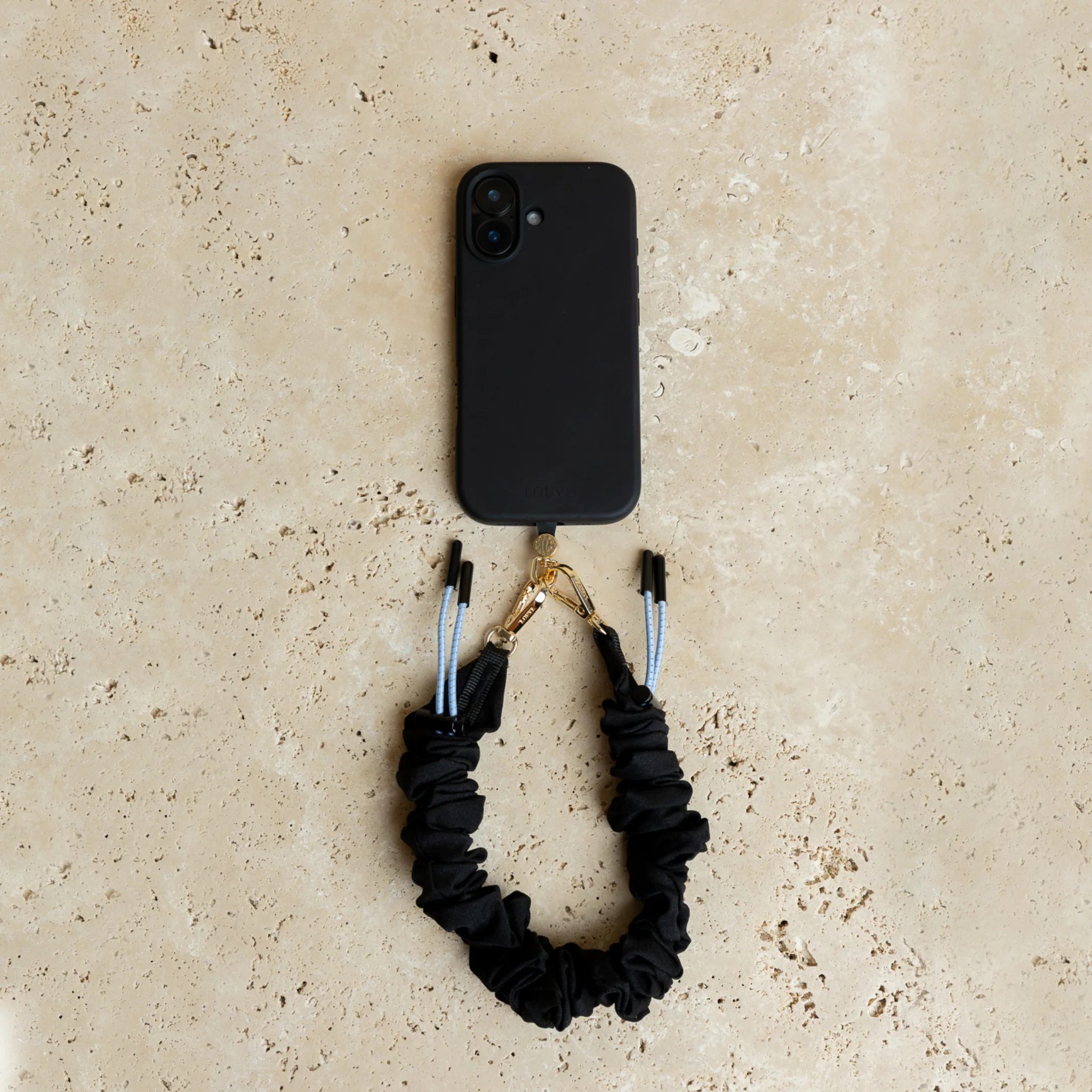 Silicone Black Case + Universal Patch + Crunchy Black Strap - Image 4