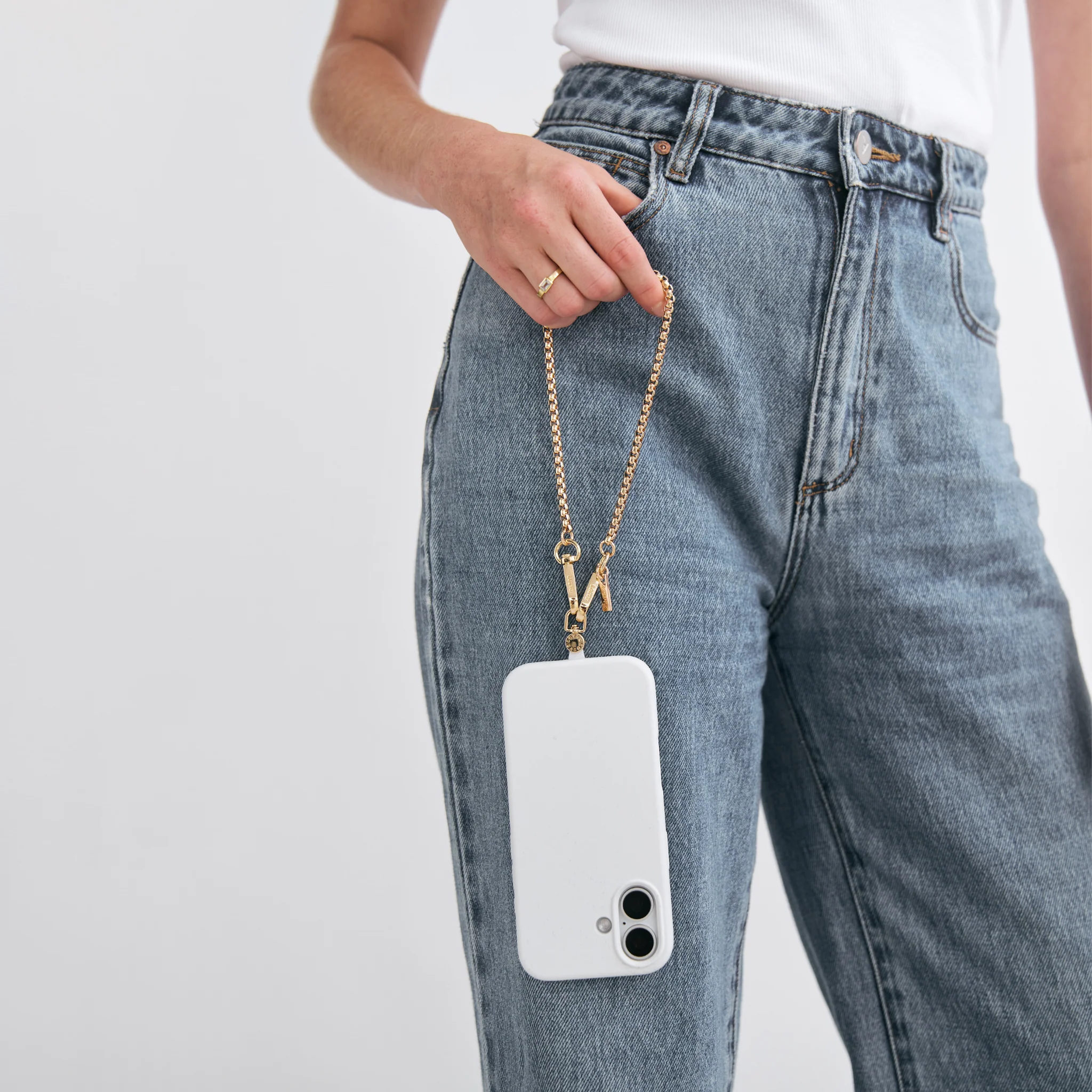 Silicone Off-White Case + Universal Patch + Gaia Wristlet - Image 3