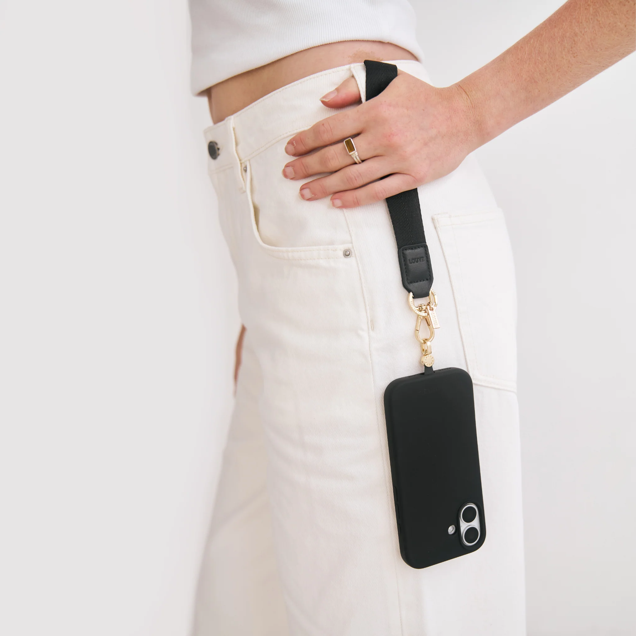 Silicone Black case + Universal Strap + Vera Black Keychain - Image 2